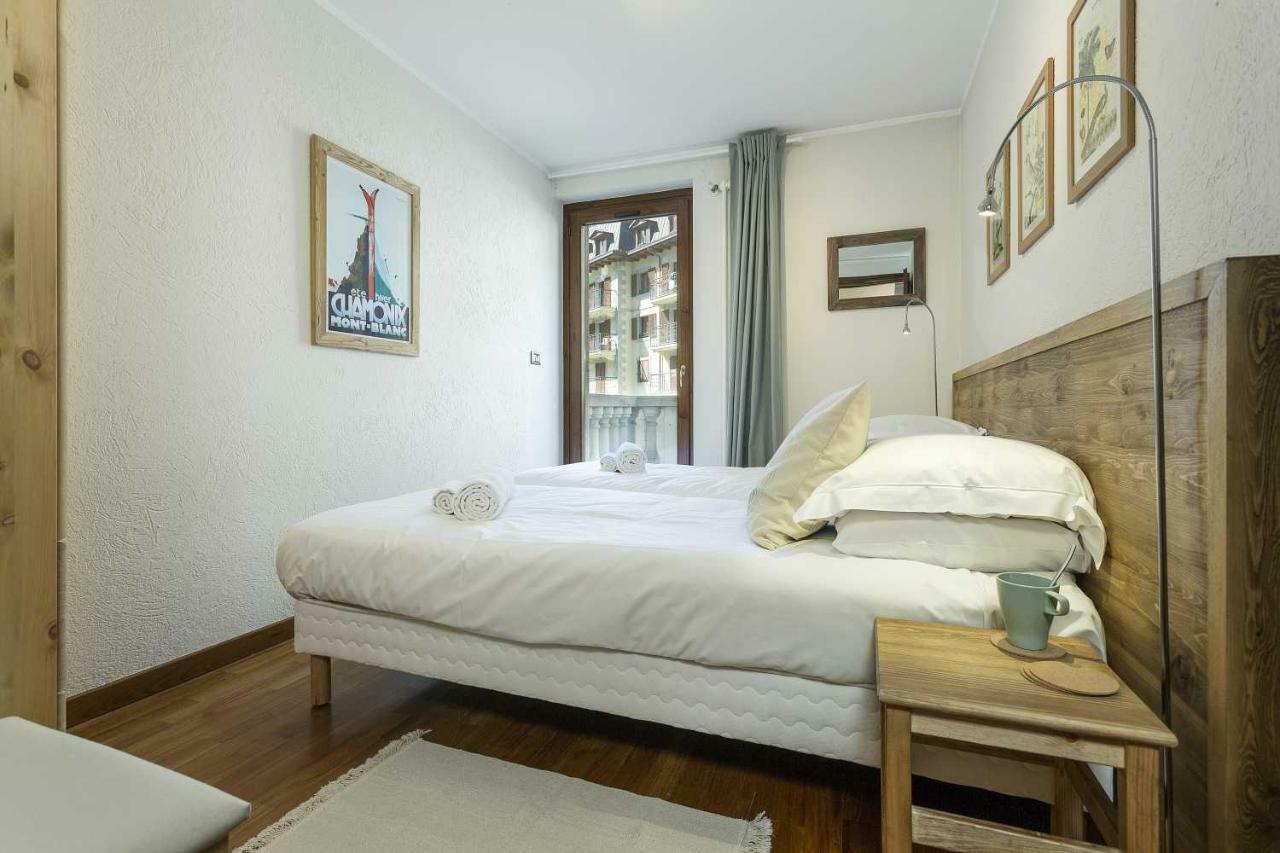Apartment Ensa - Alpes Travel - Central Chamonix - Sleeps 4 エクステリア 写真
